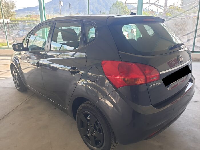 KIA VENGA 1.4 ECOGPL ACTIVE - immagine 6