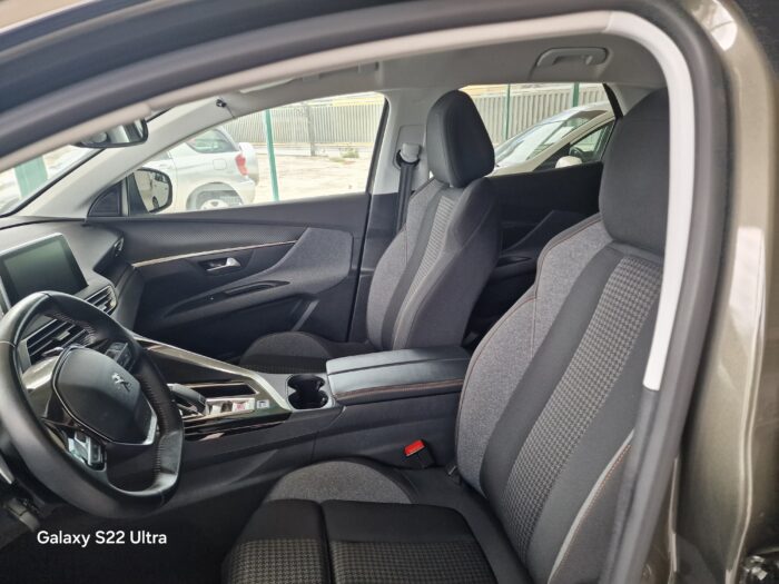 PEUGEOT 3008 - 1.5 BLUEHDI BUSINESS S&S 130CV EAT8 - immagine 5