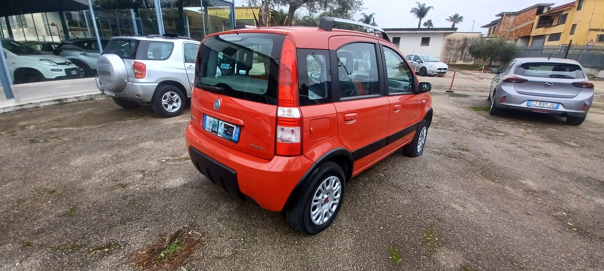 FIAT PANDA 1.2 BENZ/GPL 4X4 - immagine 6