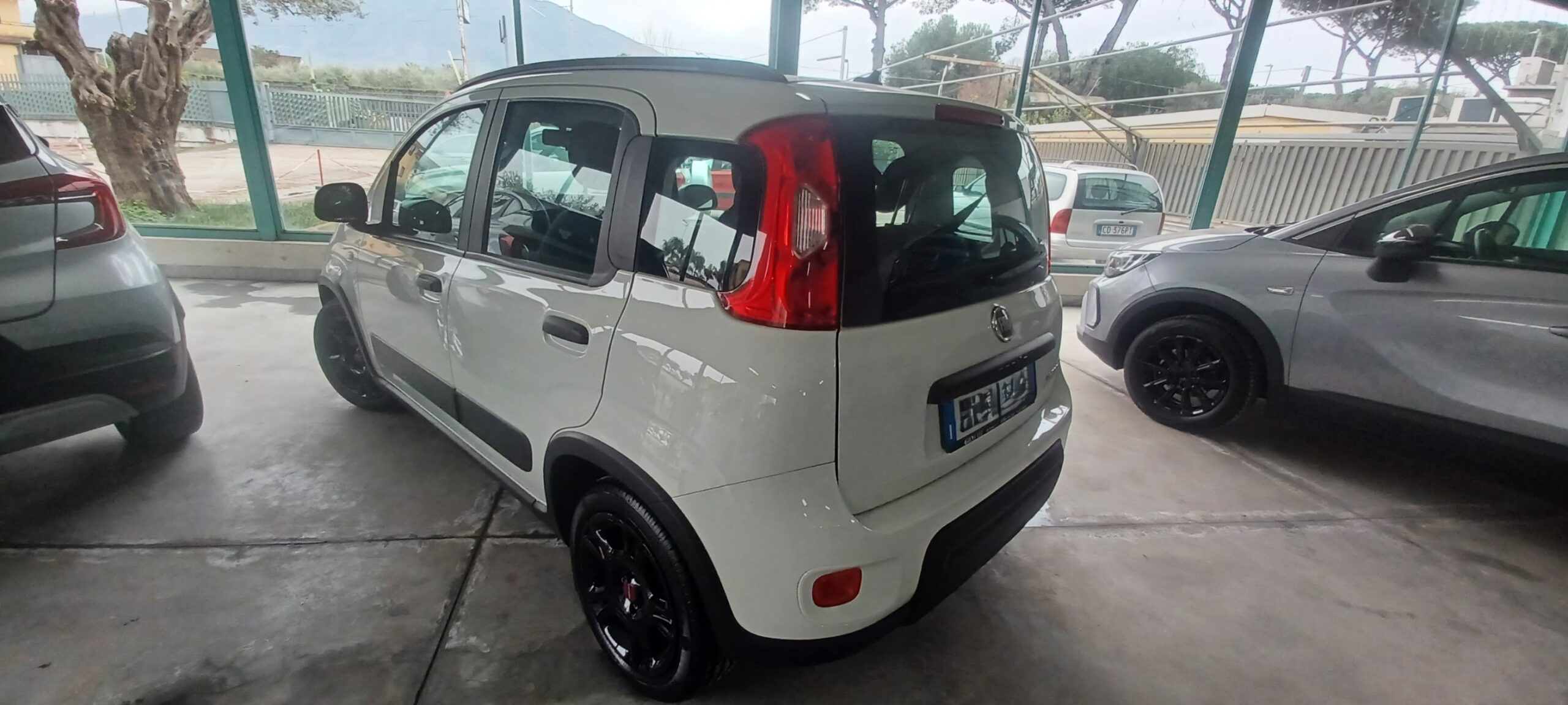 FIAT PANDA 1.0 Hybrid City Life - immagine 7