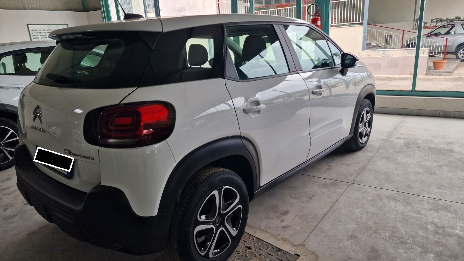 CITROEN C3 AIRCROSS 1.5 BlueHdi 110 S&S Live - immagine 5